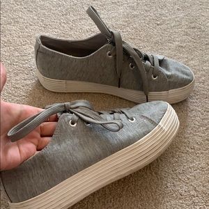 Grey platform sneakers